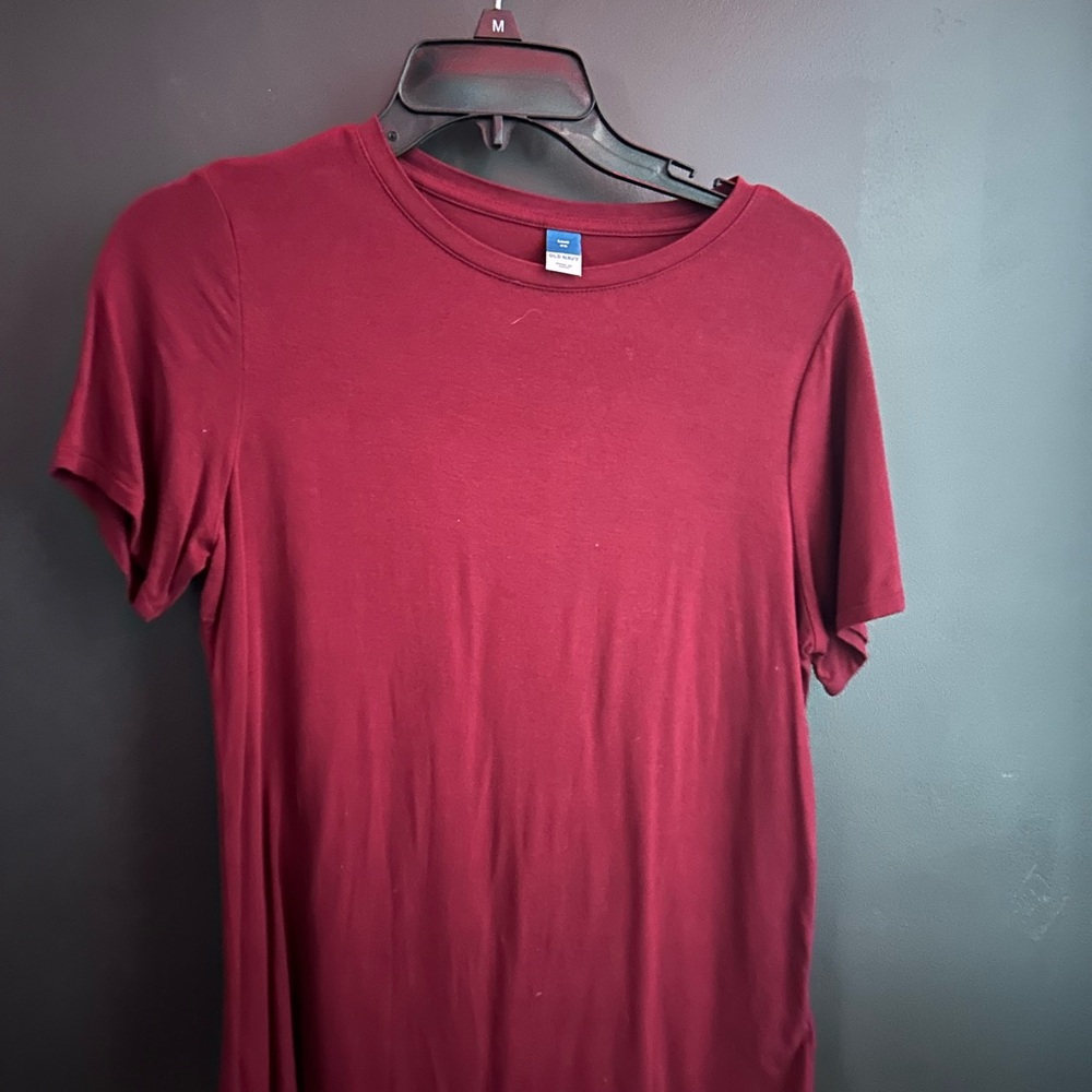 Old Navy Women's Burgundy Blouse